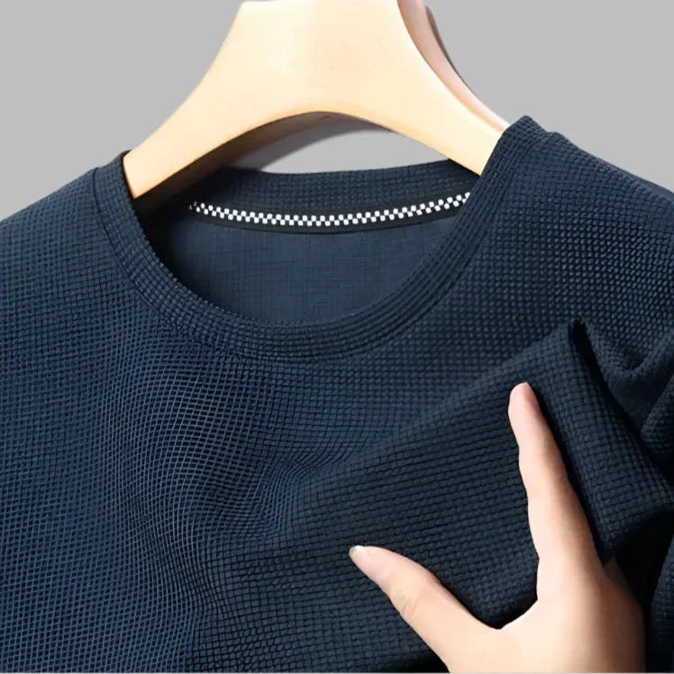 Clinton | High Quality Tshirt